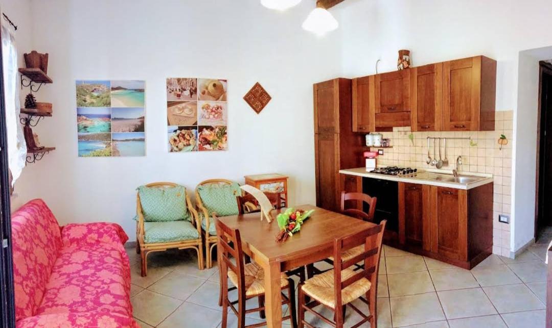 B&B Su Frori Arrubiu Teulada Ngoại thất bức ảnh